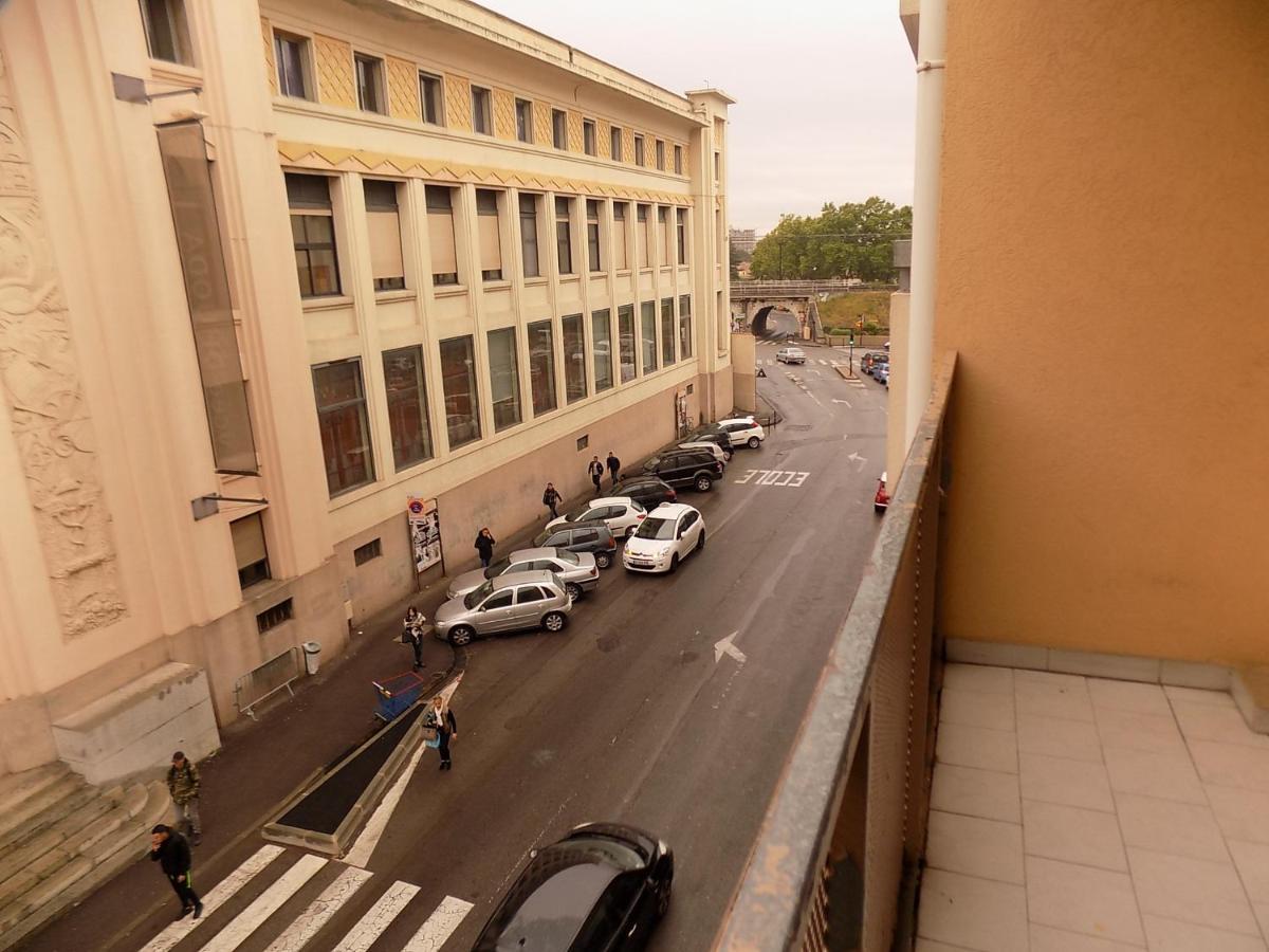 Nimes Studio Parking Dhuoda Nîmes Exterior foto